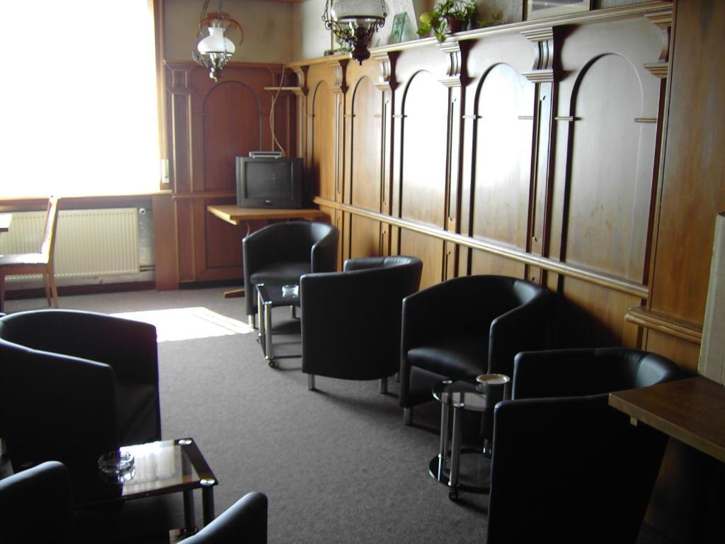Hessisches Haus Hotel Rossdorf  Bagian luar foto